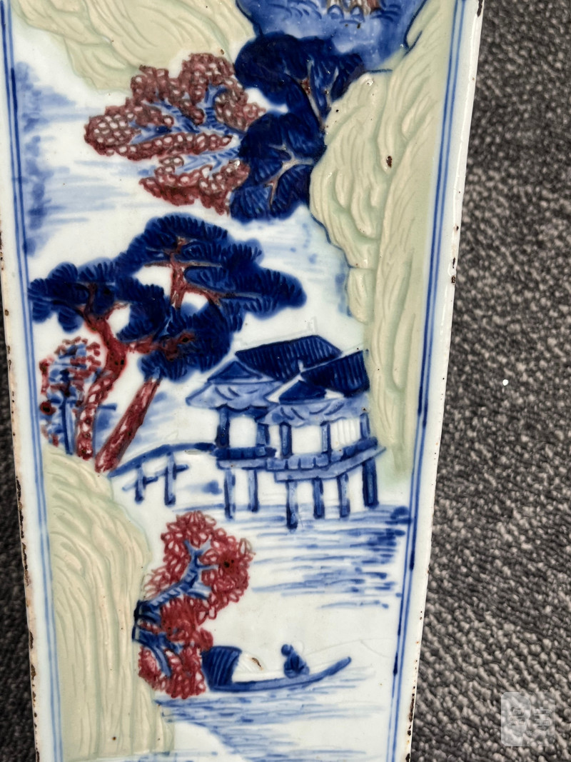 清康熙  釉下三彩山水人物亭台楼阁图四方瓶（税） - 图11